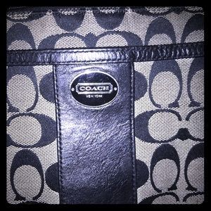Authentic coach crossbody bag. Leather/canvass